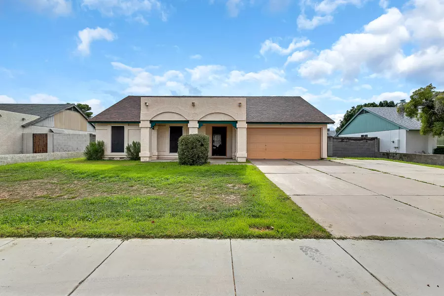 7249 W LAUREL Lane, Peoria, AZ 85345