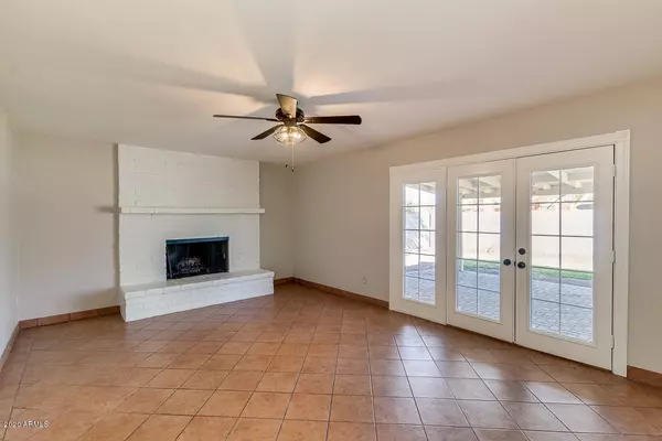 Mesa, AZ 85202,1664 W MONTE Avenue