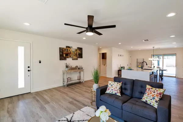 Scottsdale, AZ 85257,1650 N 87TH Place