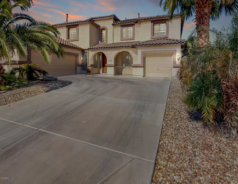 18470 W SAGUARO Lane, Surprise, AZ 85388