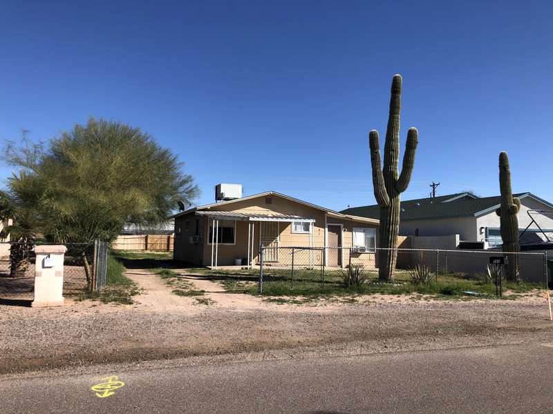 565 S MAIN Drive, Apache Junction, AZ 85120