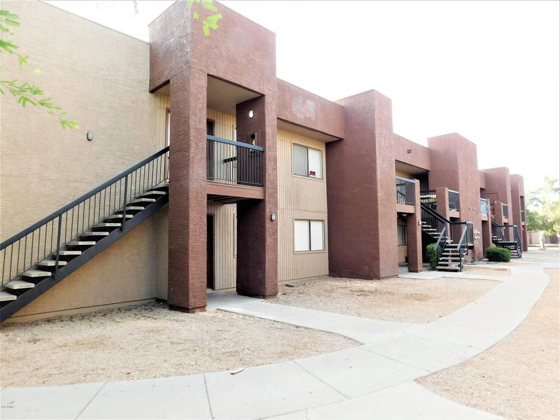 3810 N MARYVALE Parkway #2013, Phoenix, AZ 85031