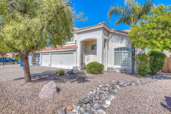Phoenix, AZ 85032,4726 E ROBERT E LEE Street