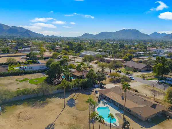 Paradise Valley, AZ 85253,10241 N 57TH Street