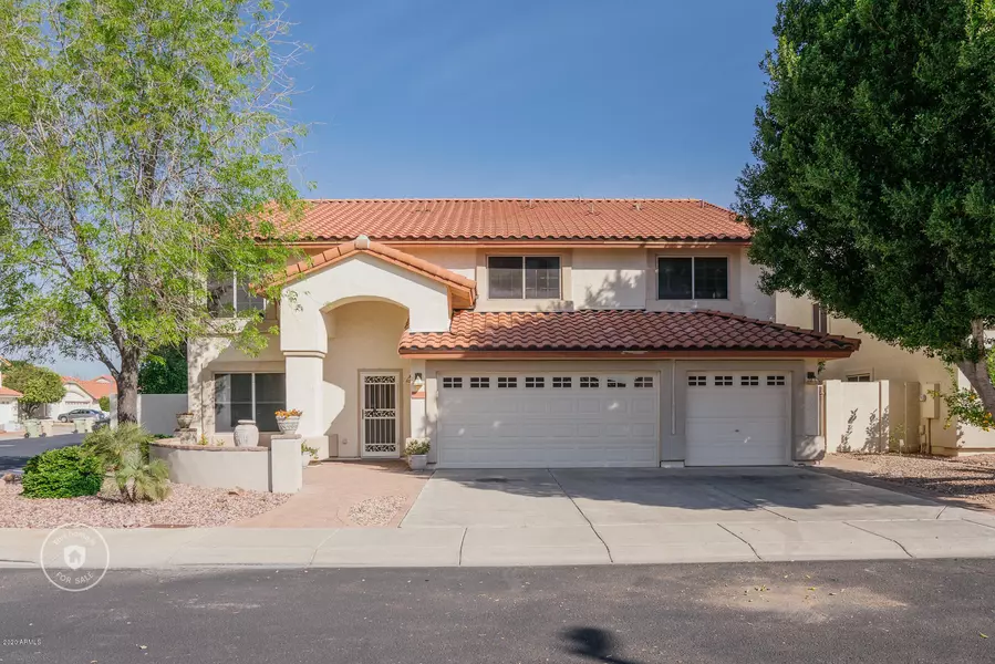 5796 W WINDROSE Drive, Glendale, AZ 85304