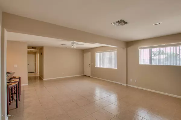 Mesa, AZ 85210,731 S MESA Drive