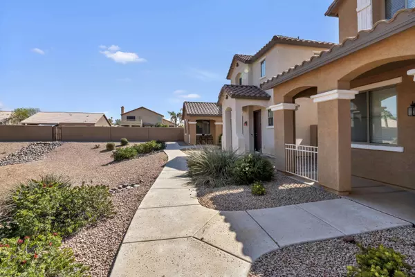 577 S BUENA VISTA Court, Gilbert, AZ 85296