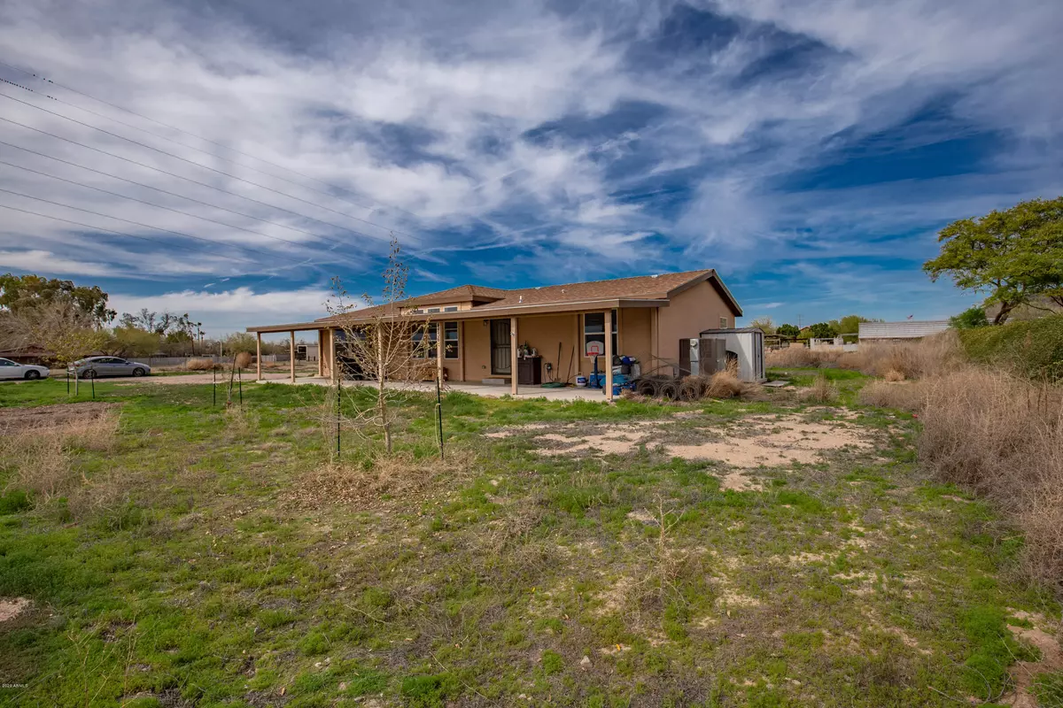 Laveen, AZ 85339,4836 W ESTRELLA Drive #H
