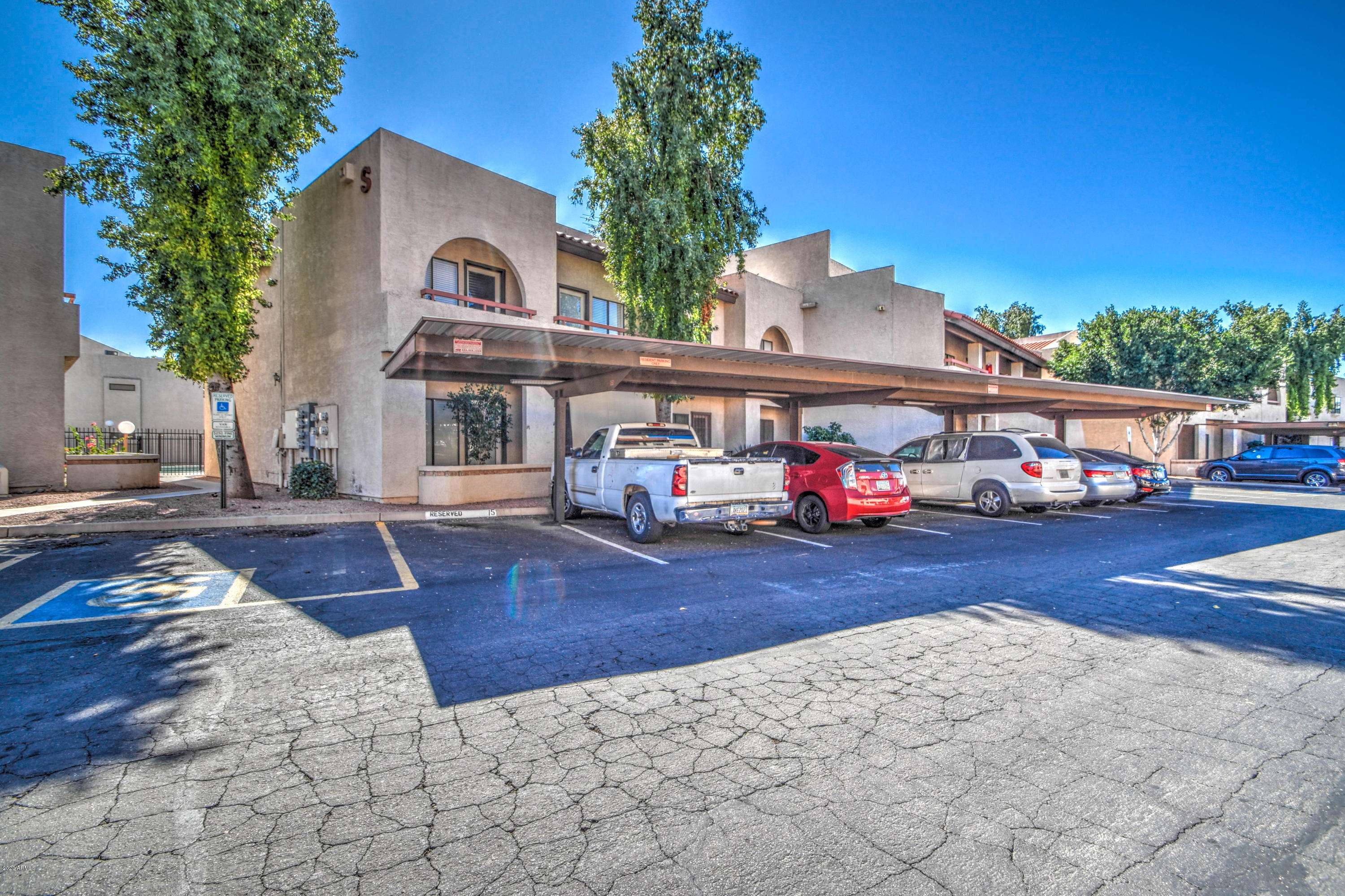 Phoenix, AZ 85029,11666 N 28TH Drive #274