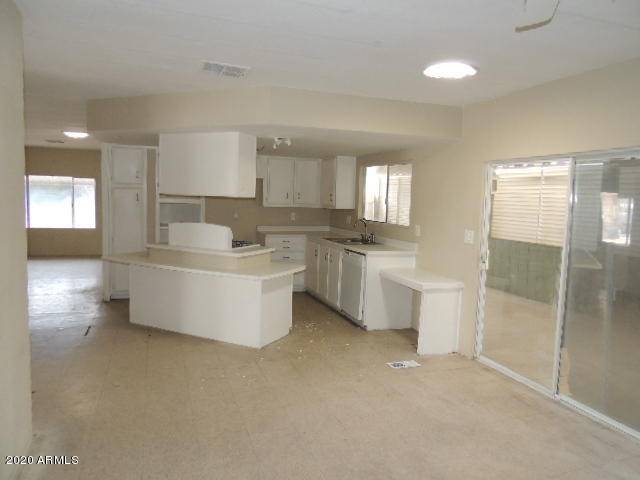 Phoenix, AZ 85050,2516 E COWAN Circle