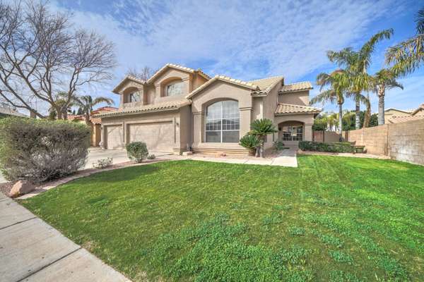 223 S DAISY Lane, Gilbert, AZ 85296