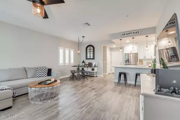 Mesa, AZ 85212,2821 S SKYLINE Drive #117