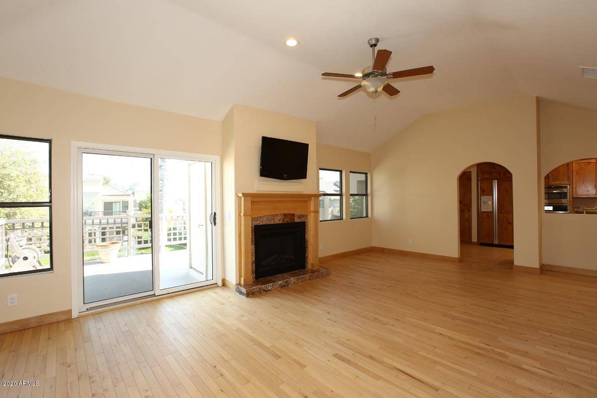 Scottsdale, AZ 85258,7272 E Gainey Ranch Road #104