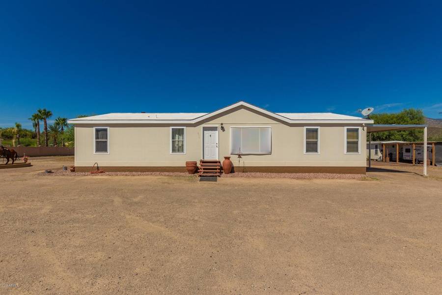 19460 E ABBOTT Street, Black Canyon City, AZ 85324