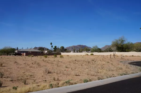 26310 S Roxie Lane #63, Congress, AZ 85332