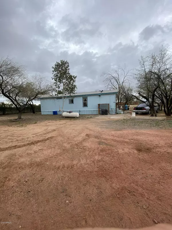 Wittmann, AZ 85361,28612 N 213TH Avenue