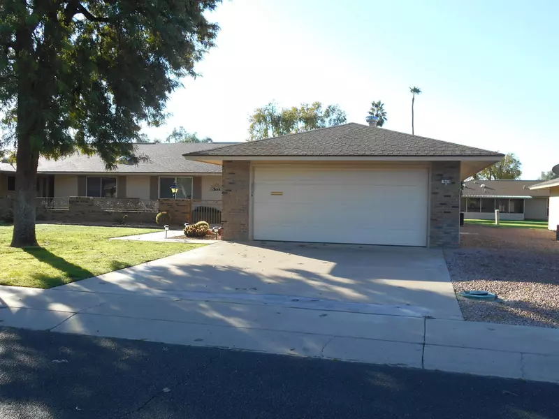 9419 W SANDSTONE Drive, Sun City, AZ 85351