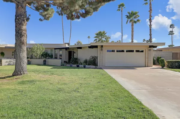 10645 W HUTTON Drive, Sun City, AZ 85351