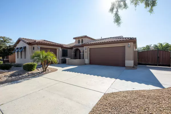 15765 W BERKELEY Road, Goodyear, AZ 85395