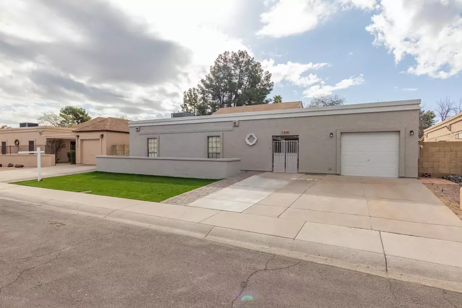 4141 W VILLA MARIA Drive, Glendale, AZ 85308