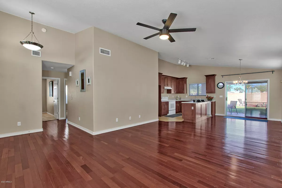 Chandler, AZ 85225,860 N Bogle Court