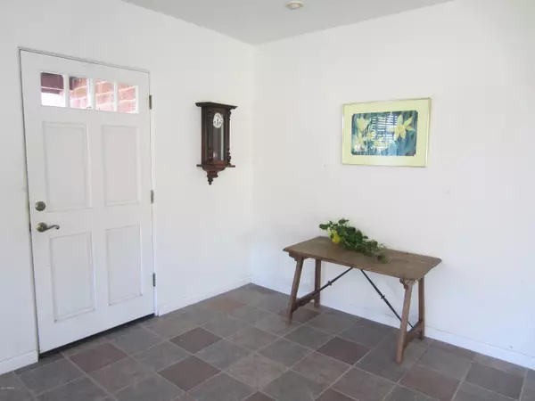 Tempe, AZ 85281,317 E 15TH Street