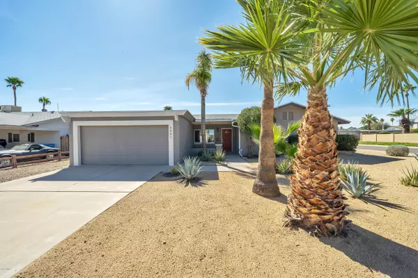 Phoenix, AZ 85032,3001 E WINDROSE Drive
