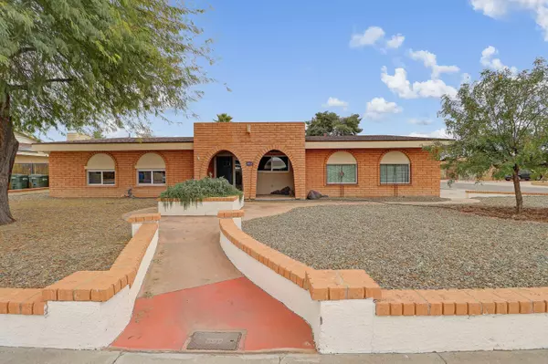 Glendale, AZ 85304,4511 W WINDROSE Drive