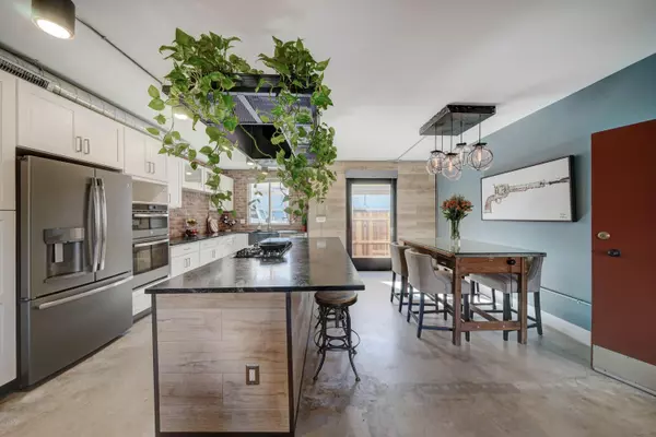 Scottsdale, AZ 85251,6935 E 3RD Street