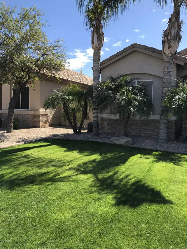 Gilbert, AZ 85296,2555 E ESTRELLA Street