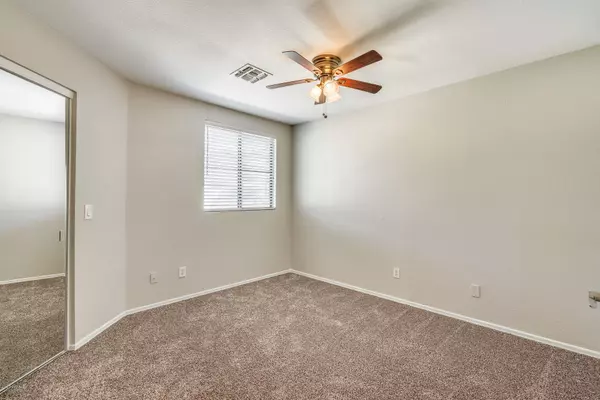 Chandler, AZ 85225,280 S ELIZABETH Way #9