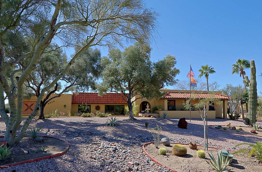 4979 E CALLE DE LOS ARBOLES --, Cave Creek, AZ 85331