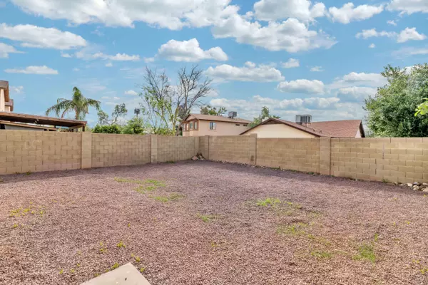 Phoenix, AZ 85053,3745 W WALTANN Lane