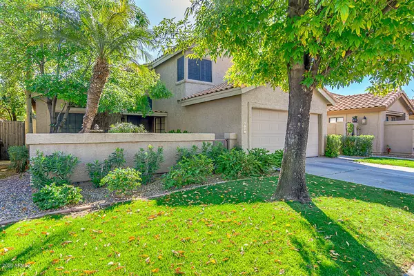 9101 S GRANDVIEW Drive, Tempe, AZ 85284