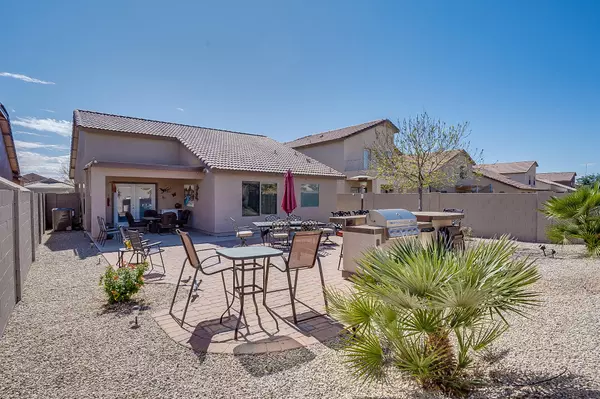 2740 E DENIM Trail, San Tan Valley, AZ 85143