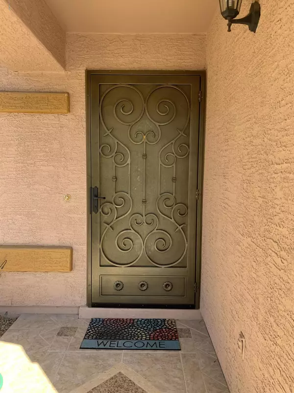 Phoenix, AZ 85043,6430 W WATKINS Street