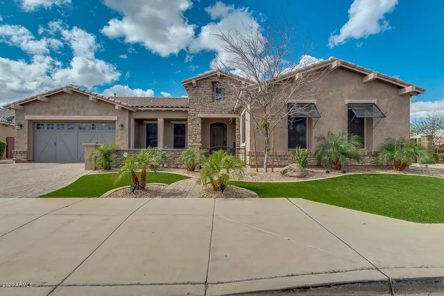 3472 S PINNACLE Drive, Chandler, AZ 85286
