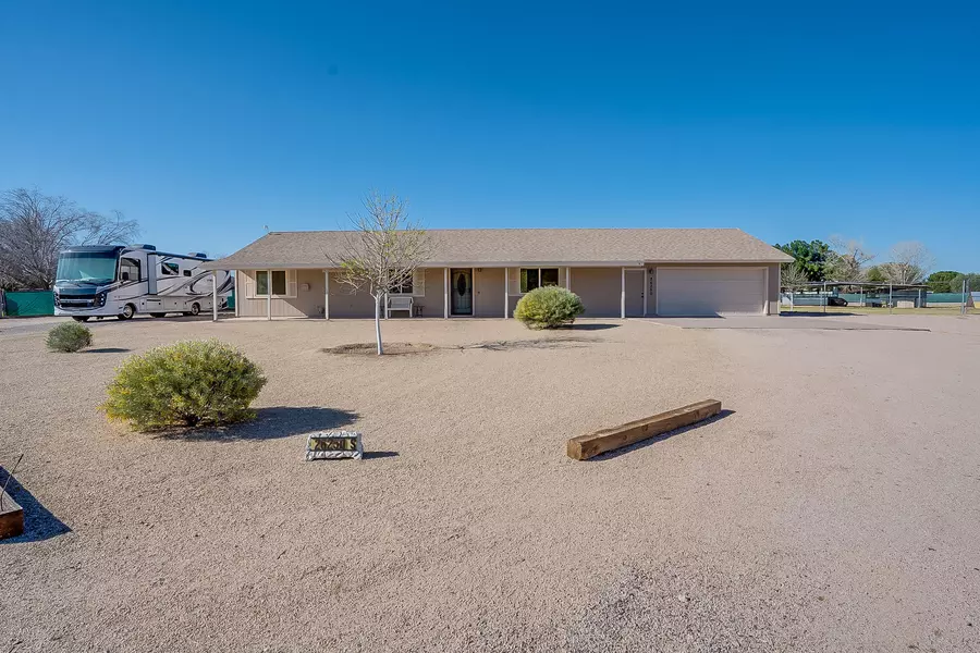 26250 S SOSSAMAN Road, Queen Creek, AZ 85142