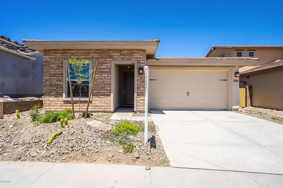 9230 S 168TH Drive, Goodyear, AZ 85338