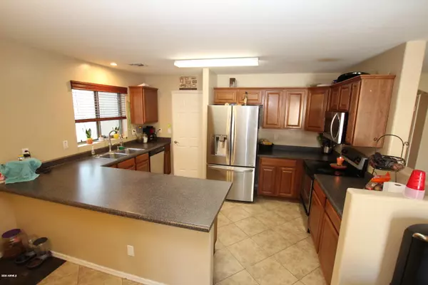 Tolleson, AZ 85353,8638 W JOCELYN Terrace