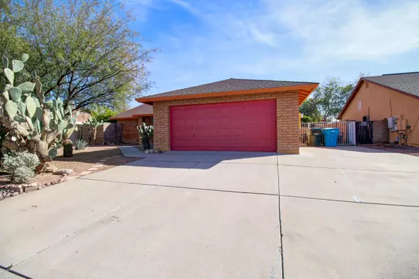 Phoenix, AZ 85053,3815 W BETTY ELYSE Lane