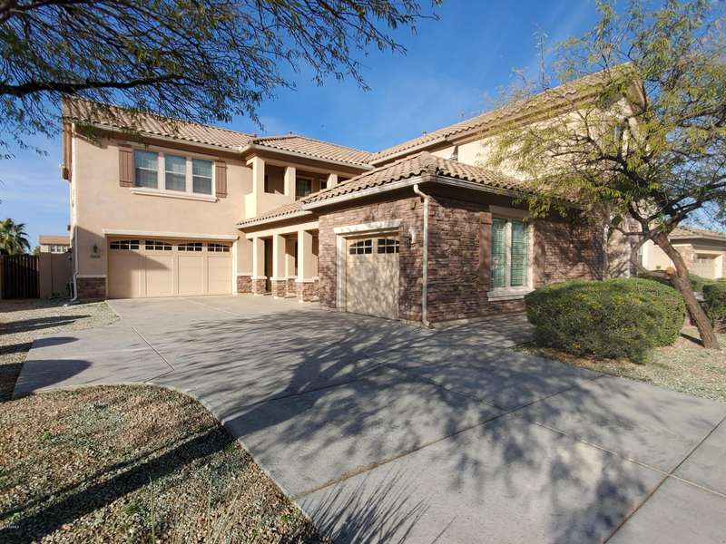 15800 W GLENROSA Avenue, Goodyear, AZ 85395