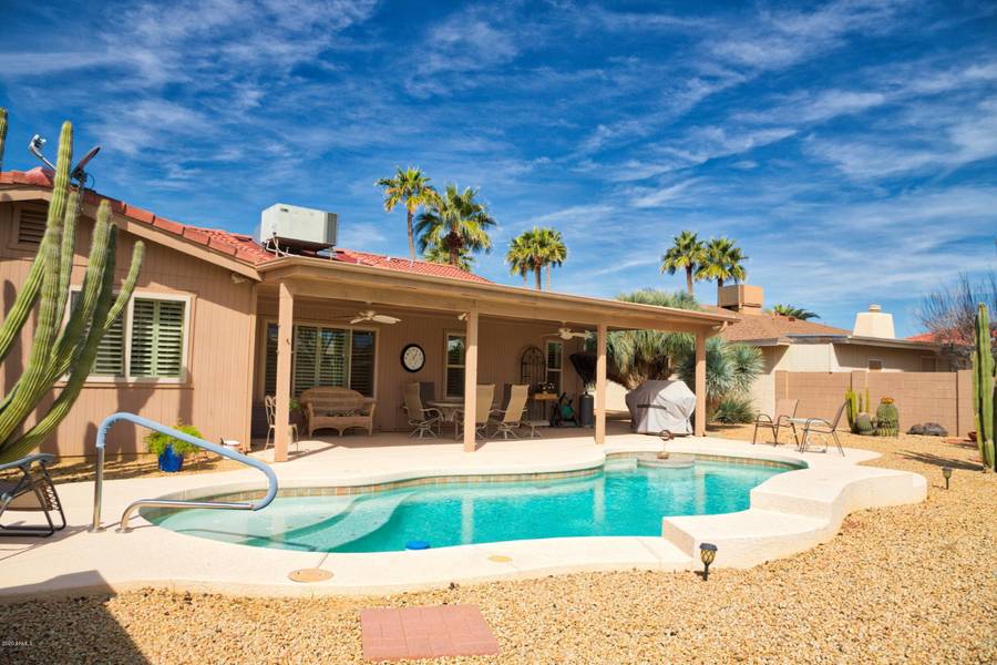 26017 S NEW TOWN Drive, Sun Lakes, AZ 85248