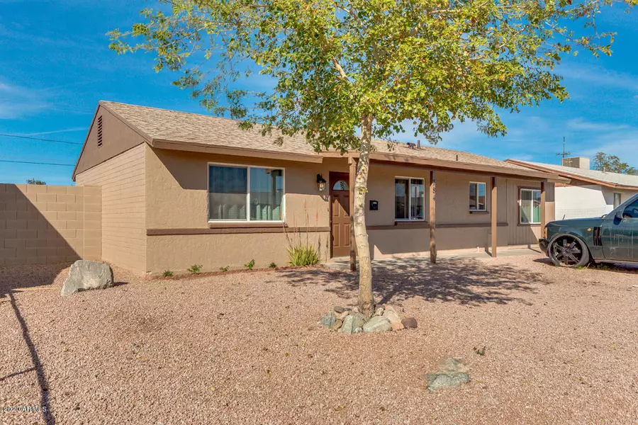 784 E COMMONWEALTH Place, Chandler, AZ 85225