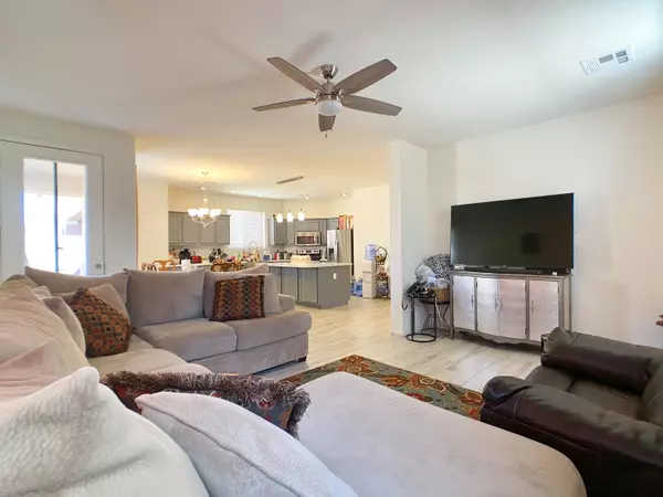 Tolleson, AZ 85353,9410 W Cordes Road