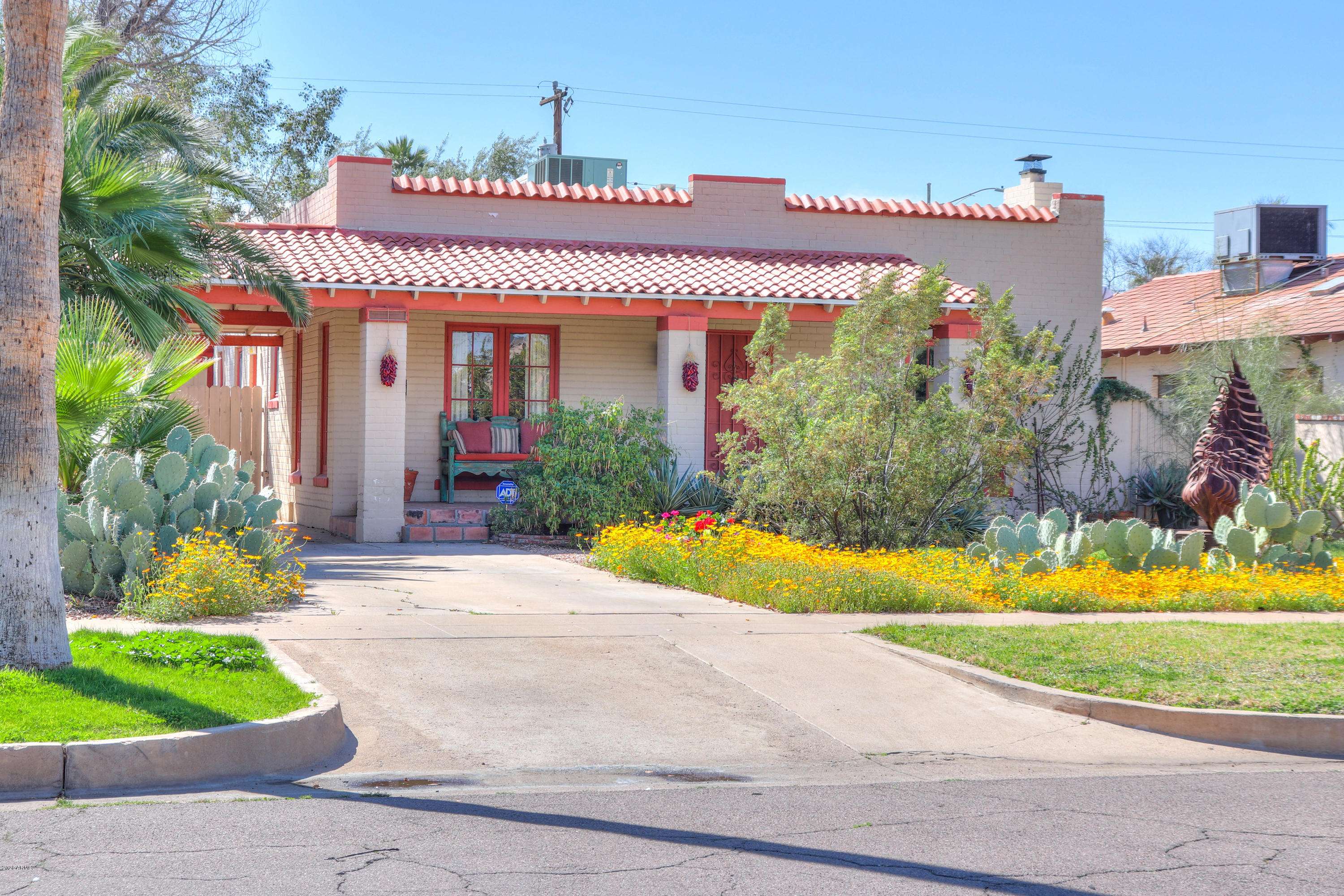 Phoenix, AZ 85007,1341 W LYNWOOD Street