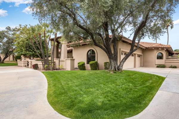 Paradise Valley, AZ 85253,9824 N 53rd Place