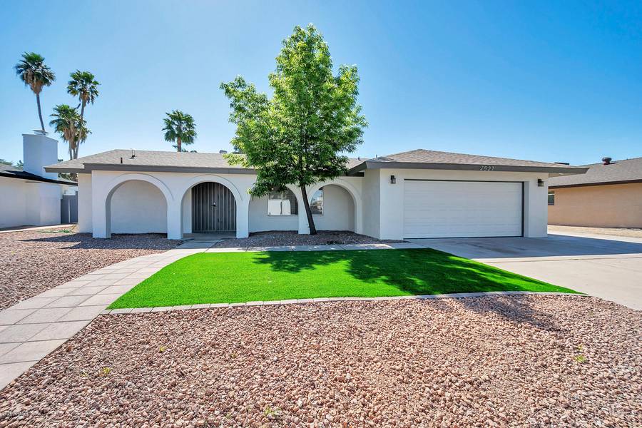 2527 E DEL RIO Drive, Tempe, AZ 85282