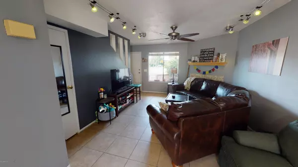 Tempe, AZ 85281,1029 W 5TH Street #111