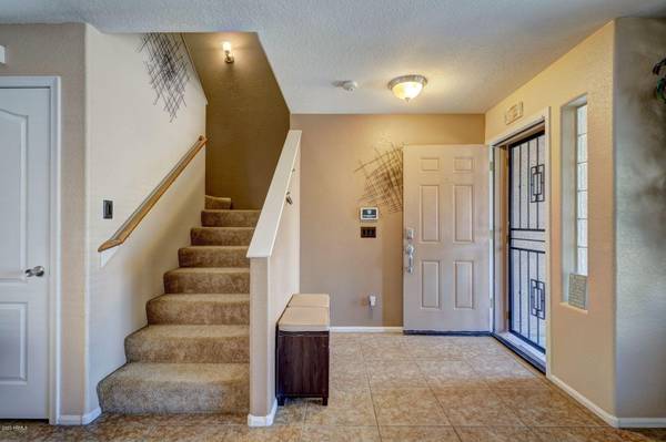 Phoenix, AZ 85085,2311 W RUNNING DEER Trail